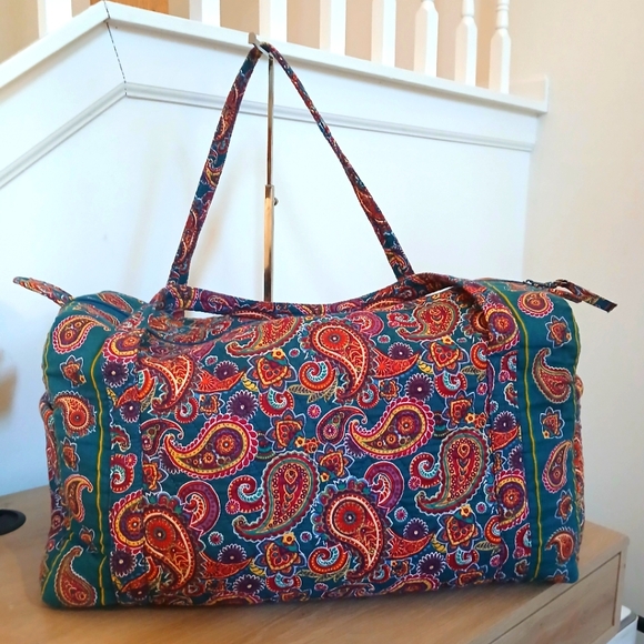 Vera Bradley Travel Bag - Picture 1 of 14